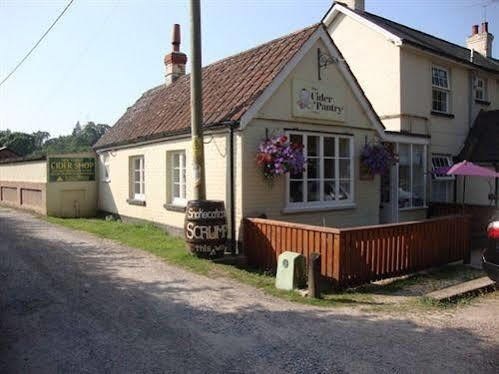 Cider Cottages Burley Luaran gambar